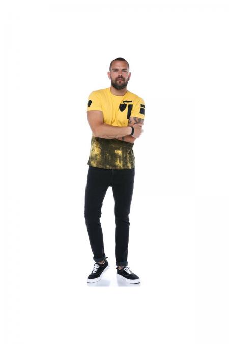 Erkek Hardal Bisiklet Yaka Baskılı Armalı Slim Fit Kısa Kollu T-Shirt F5194