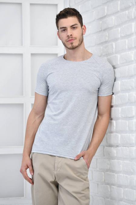 Beyaz Erkek Bisiklet Yaka İnce Çizgili Likralı Slim Fit T-Shirt F5432